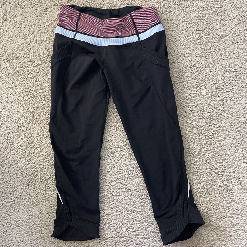 Lululemon Crop Leggings w/ side & back pockets
